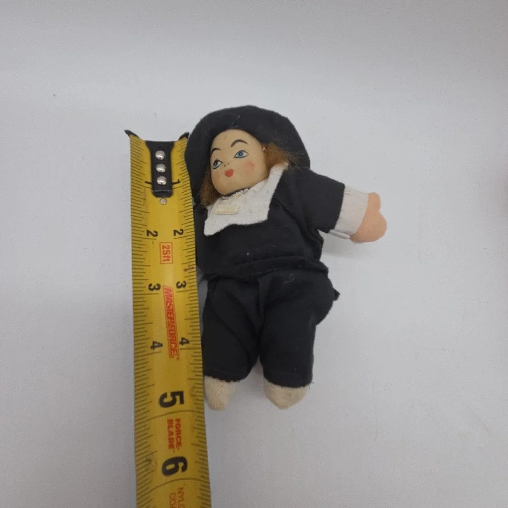 Lot Of 5 Vintage Porcelain Head Dolls Sand Cloth Body Variety 5